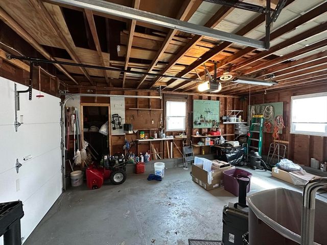 31 Captain Lothrop Rd, Yarmouth, MA 02664