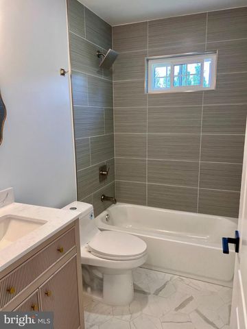 565 HULMEVILLE RD, Langhorne, PA 19047