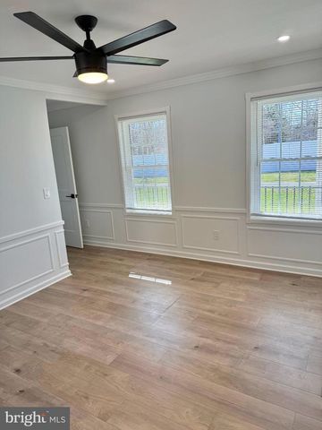 565 HULMEVILLE RD, Langhorne, PA 19047