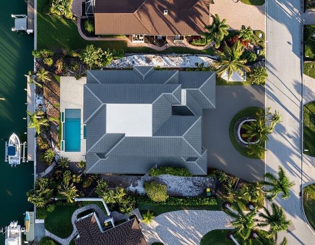 526 N SPOONBILL DRIVE, Sarasota, FL 34236