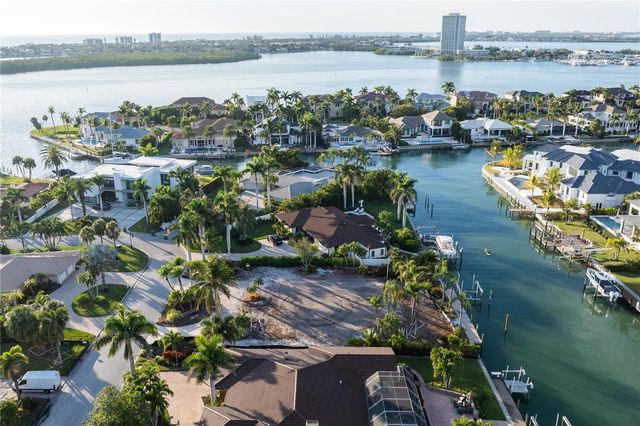 526 N SPOONBILL DRIVE, Sarasota, FL 34236