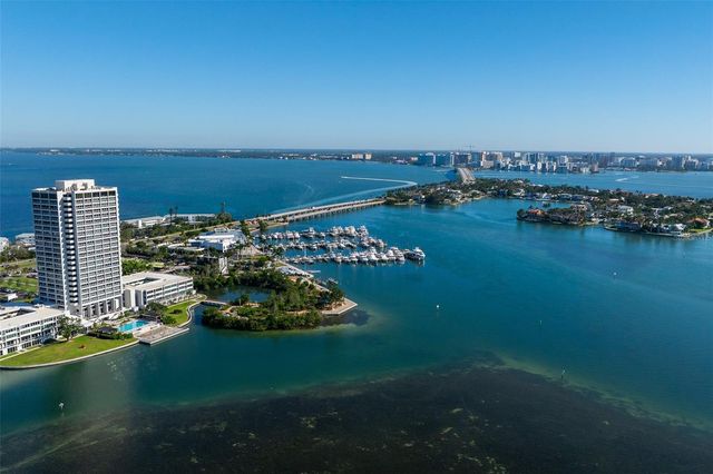 526 N SPOONBILL DRIVE, Sarasota, FL 34236