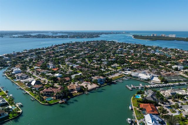 526 N SPOONBILL DRIVE, Sarasota, FL 34236