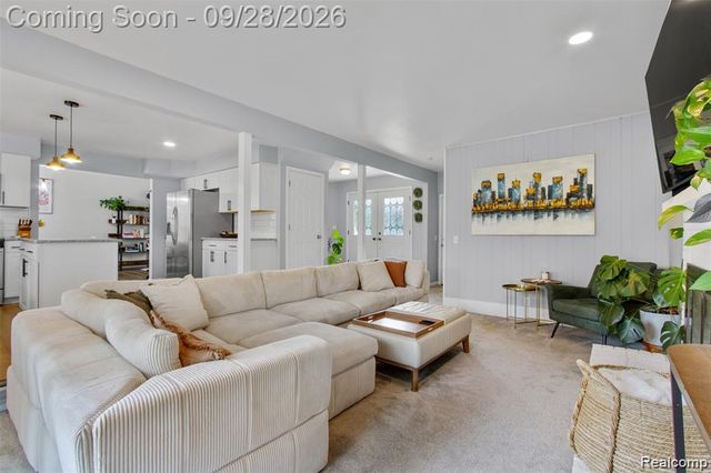 42618 Addison Avenue, Canton, MI 48187