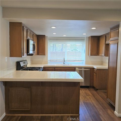 951 Inn Keeper Lane, Corona, CA 92881