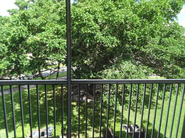 151 SW 135th Terrace 303t, Pembroke Pines, FL 33027