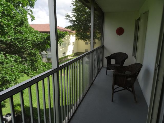 151 SW 135th Terrace 303t, Pembroke Pines, FL 33027