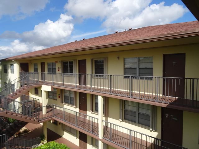 151 SW 135th Terrace 303t, Pembroke Pines, FL 33027