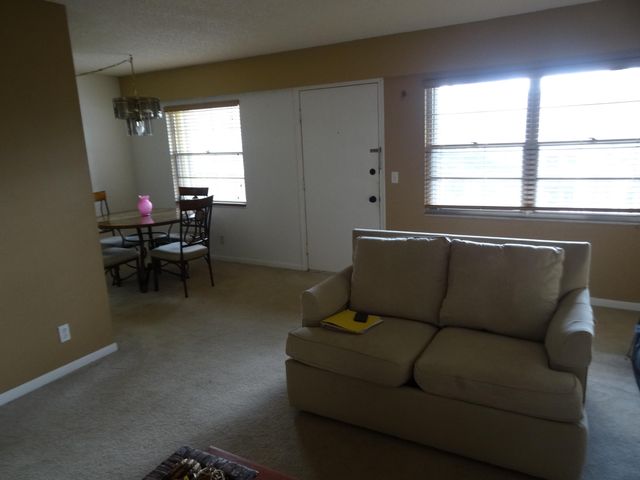 151 SW 135th Terrace 303t, Pembroke Pines, FL 33027