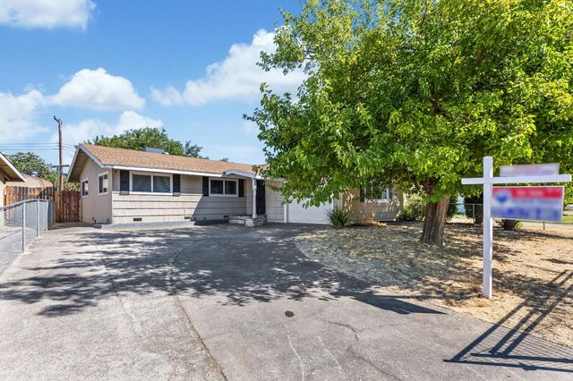 8206 Lichen Dr, Citrus Heights, CA 95621