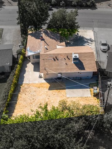 8206 Lichen Dr, Citrus Heights, CA 95621
