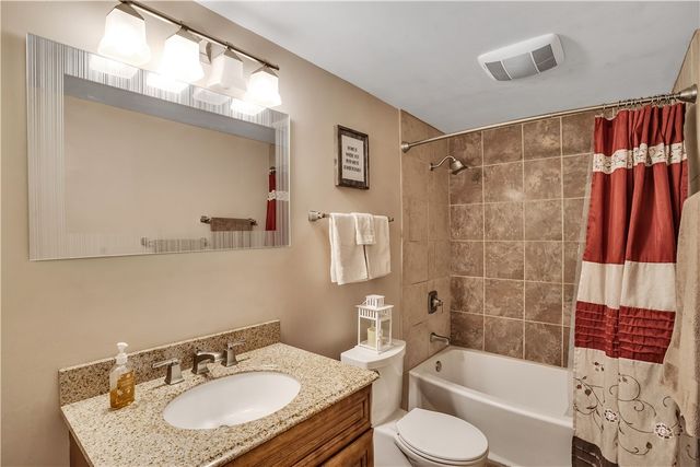 1084 Schultz Rd, Unity Twp, PA 15650