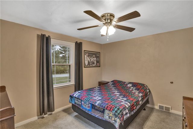 1084 Schultz Rd, Unity Twp, PA 15650