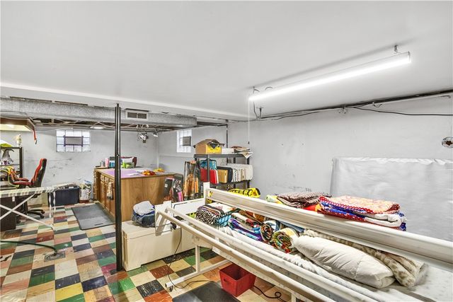 1084 Schultz Rd, Unity Twp, PA 15650