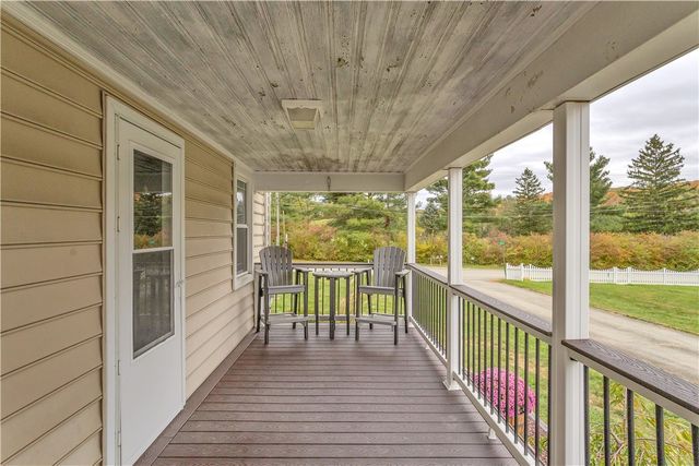 1084 Schultz Rd, Unity Twp, PA 15650