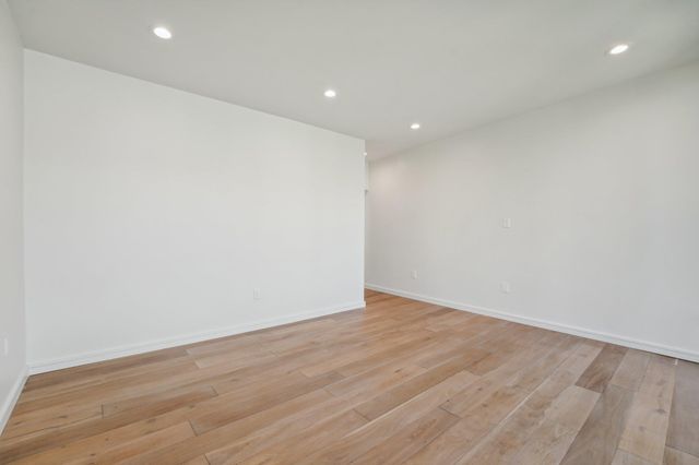 3927 Balcones DR, Austin, TX 78731