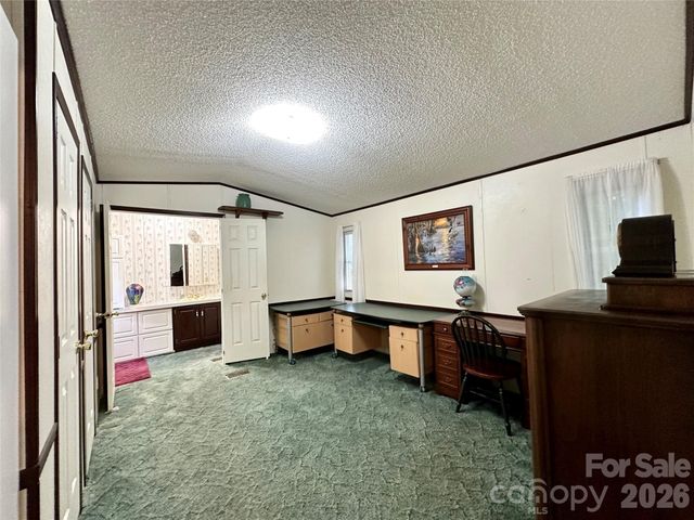 572 Blue Ridge Gem Stone Road, Spruce Pine, NC 28777