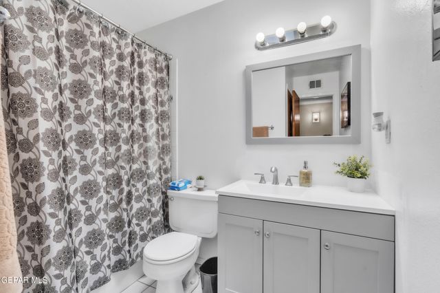 1817 Hugh Royer Place, El Paso, TX 79936