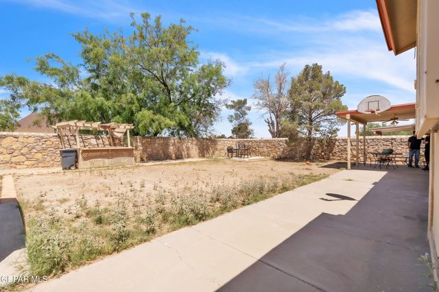 1817 Hugh Royer Place, El Paso, TX 79936
