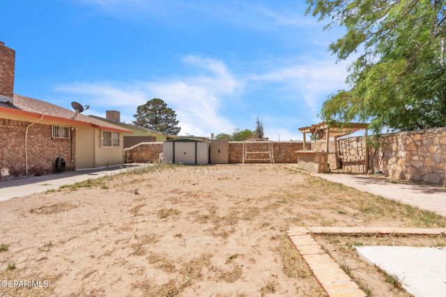 1817 Hugh Royer Place, El Paso, TX 79936