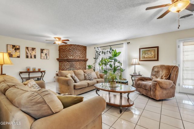 1817 Hugh Royer Place, El Paso, TX 79936