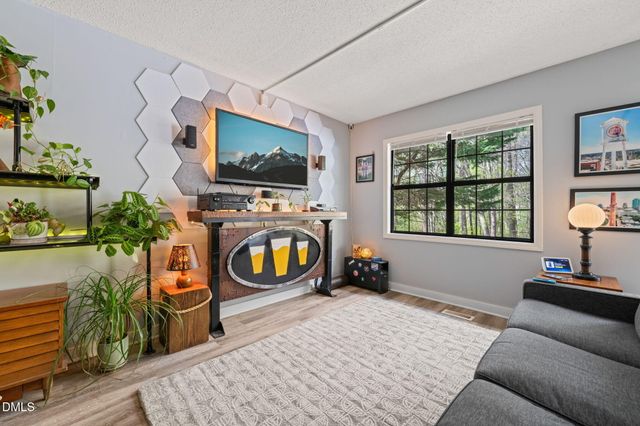 3622 Colchester Street 25, Durham, NC 27707