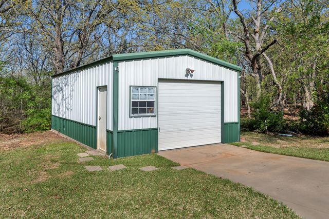 199 Chaparral Estates Drive, Denison, TX 75021