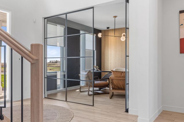 6837 Sunrise Point, Horace, ND 58047