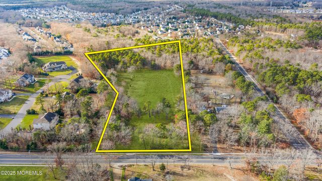 457 Newtons Corner Road, Howell, NJ 07731