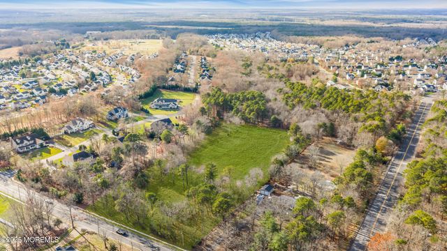 457 Newtons Corner Road, Howell, NJ 07731