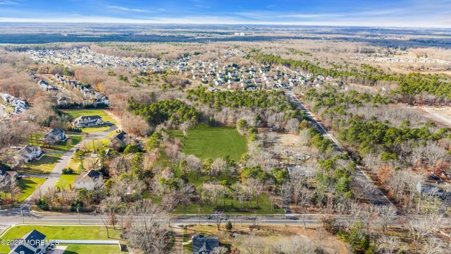 457 Newtons Corner Road, Howell, NJ 07731