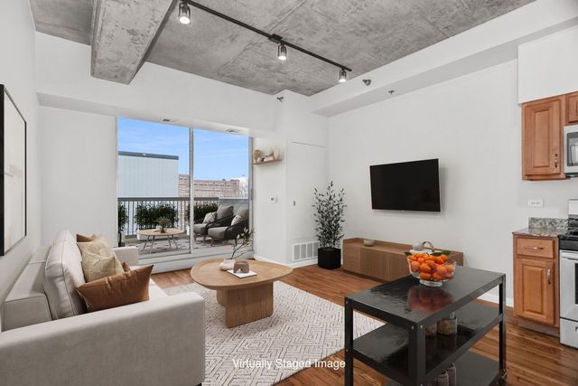 1620 S Michigan Avenue 324, Chicago, IL 60616