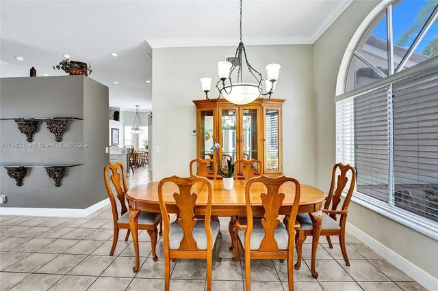 10828 NW 5th St, Plantation, FL 33324