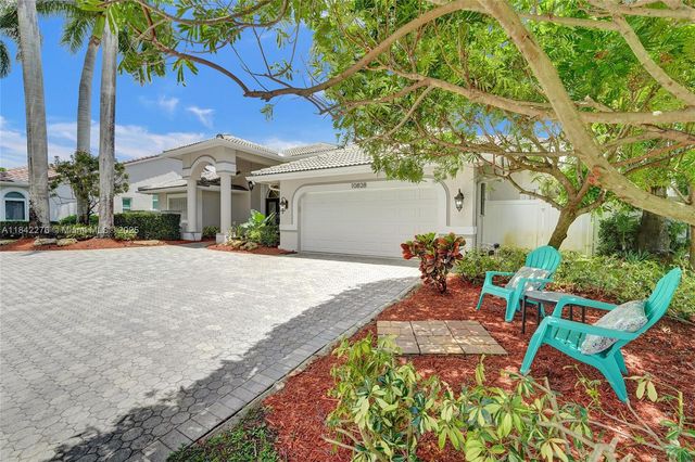 10828 NW 5th St, Plantation, FL 33324