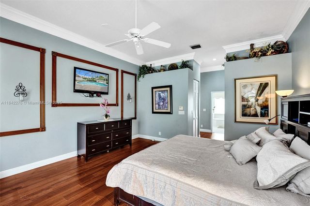 10828 NW 5th St, Plantation, FL 33324