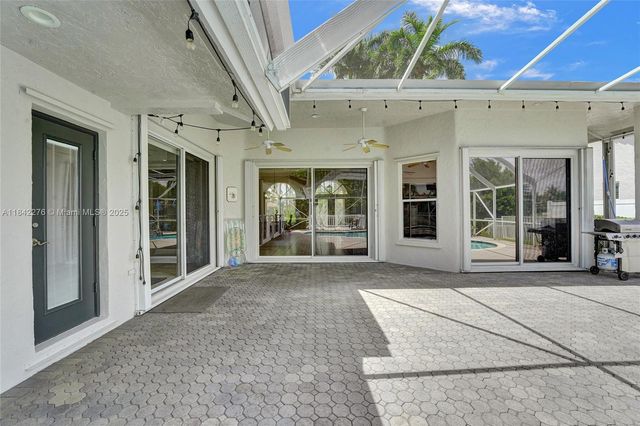 10828 NW 5th St, Plantation, FL 33324