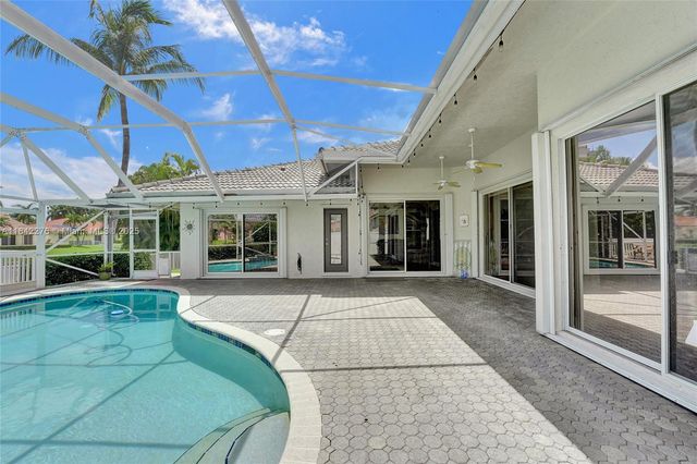10828 NW 5th St, Plantation, FL 33324