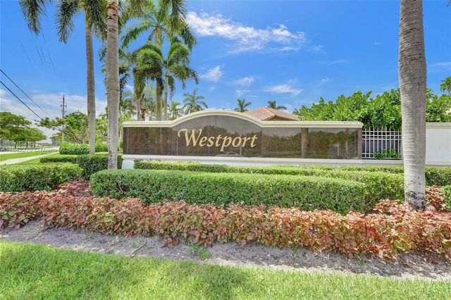 10828 NW 5th St, Plantation, FL 33324