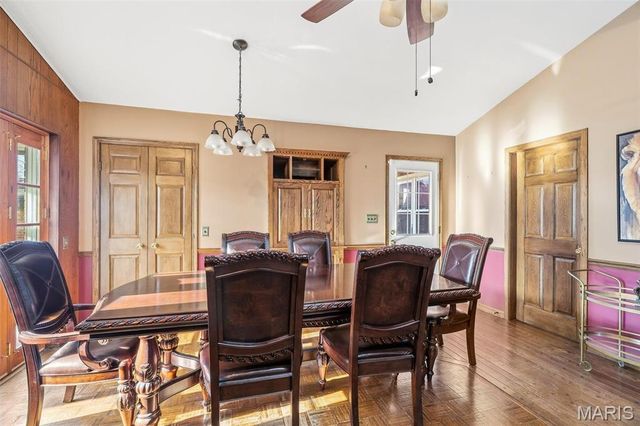 5654 Leona Street, St Louis, MO 63116