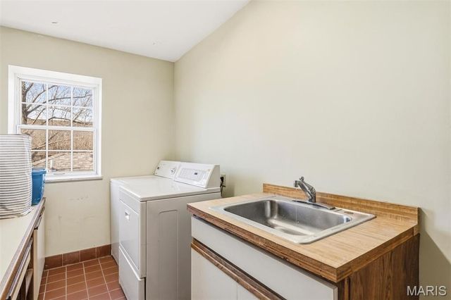 5654 Leona Street, St Louis, MO 63116