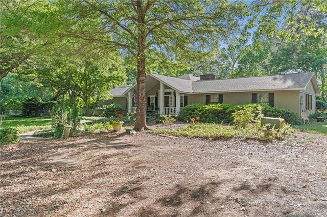 16825 Old Pierce Road, Fairhope, AL 36532