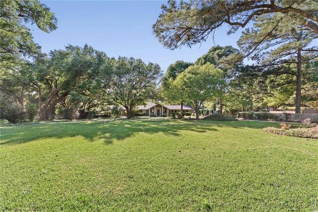 16825 Old Pierce Road, Fairhope, AL 36532