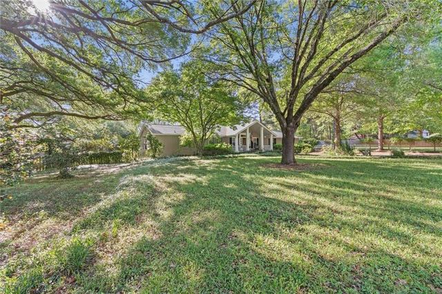 16825 Old Pierce Road, Fairhope, AL 36532