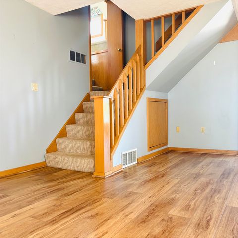 141 Bay Shore Drive, Bay City, MI 48706