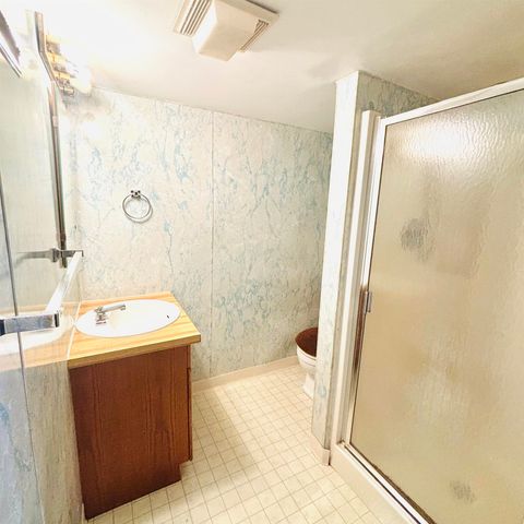 141 Bay Shore Drive, Bay City, MI 48706