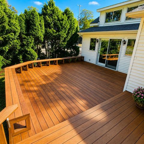 141 Bay Shore Drive, Bay City, MI 48706