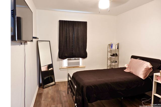 2902 christian, San Antonio, TX 78222