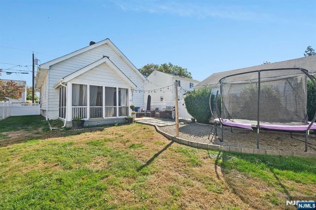 109 Washington Place, Totowa, NJ 07512