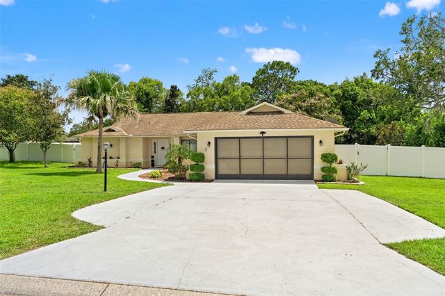 11201 RAINBOW WOODS LOOP, Spring Hill, FL 34609