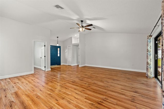 11201 RAINBOW WOODS LOOP, Spring Hill, FL 34609